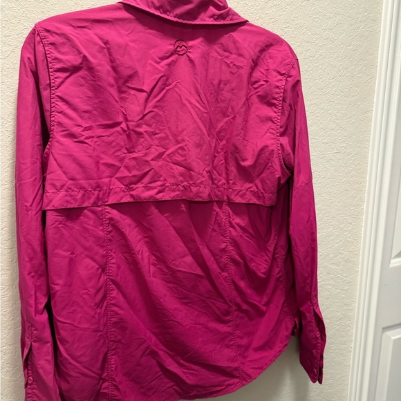 Magellan Woman’s Outdoors Fuchsia Button-Up Shirt SIze M - Picture 3 of 5